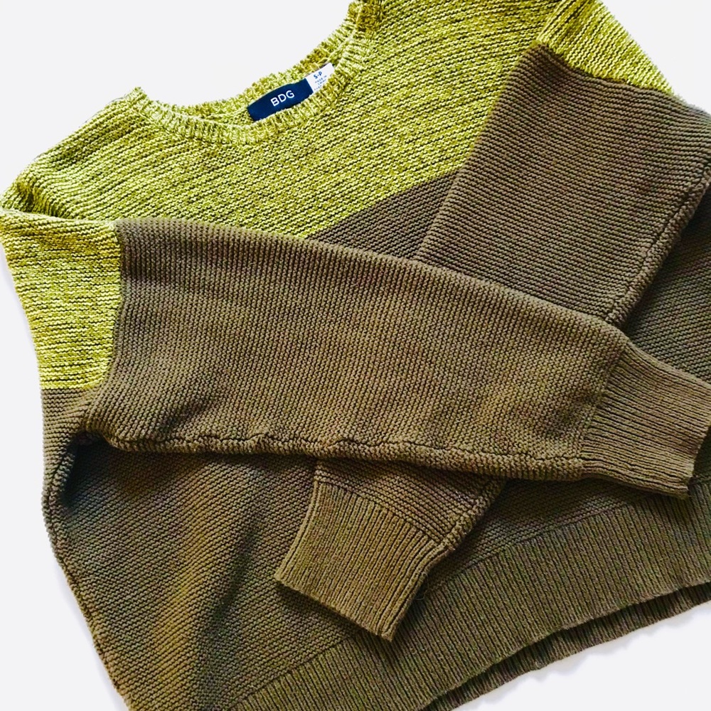 BDG sweater